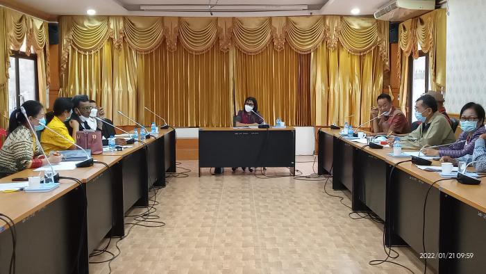 วันที่ 21 มกราคม 2565 เวลา 09.00 น.ท่านนายกดร.ดาหวัน ทะสา พร้อมคณะทีมงานผู้บริหารและเจ้าหน้าที่เกษตรประชุมหารือสมาชิกและคณะกรรมการบริหารสถานีสูบน้ำด้วยไฟฟ้าบ้านขามเปี้ย
